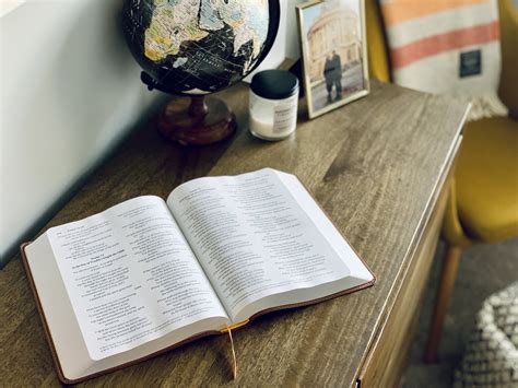 biblehub|Berean Study Bible — Bible Review Blog.